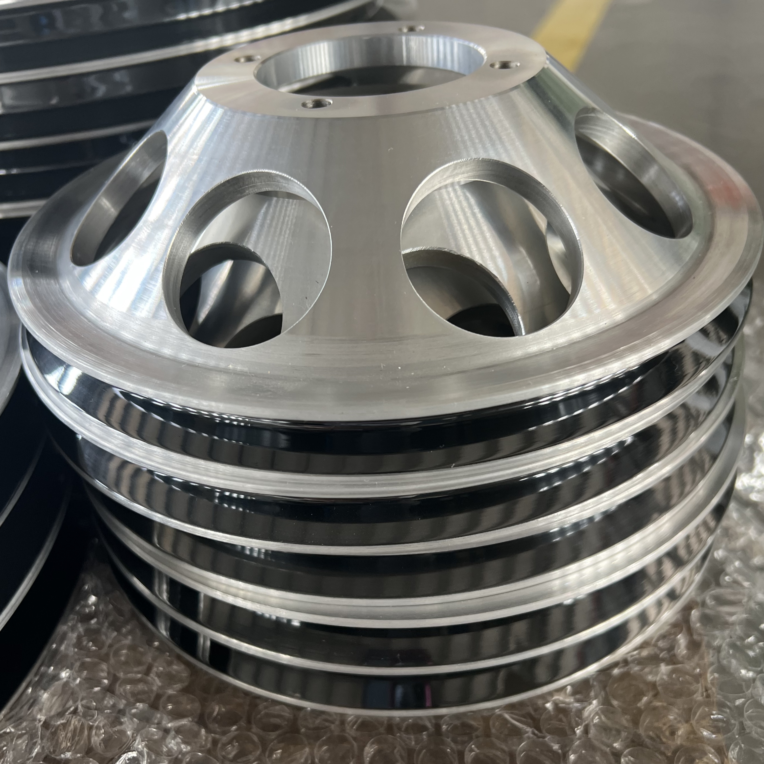 Pulleys with Ceramic Coating-Alumina Or Chromium Oxide